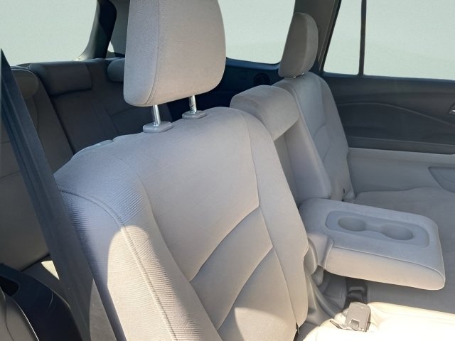 Used 2019 Honda Pilot EX image 9