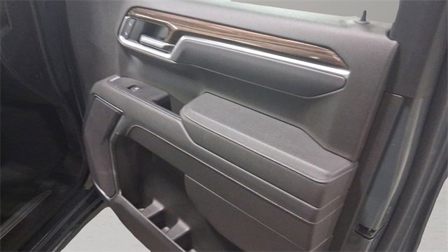 Used 2025 Chevrolet Silverado 1500 LT image 18