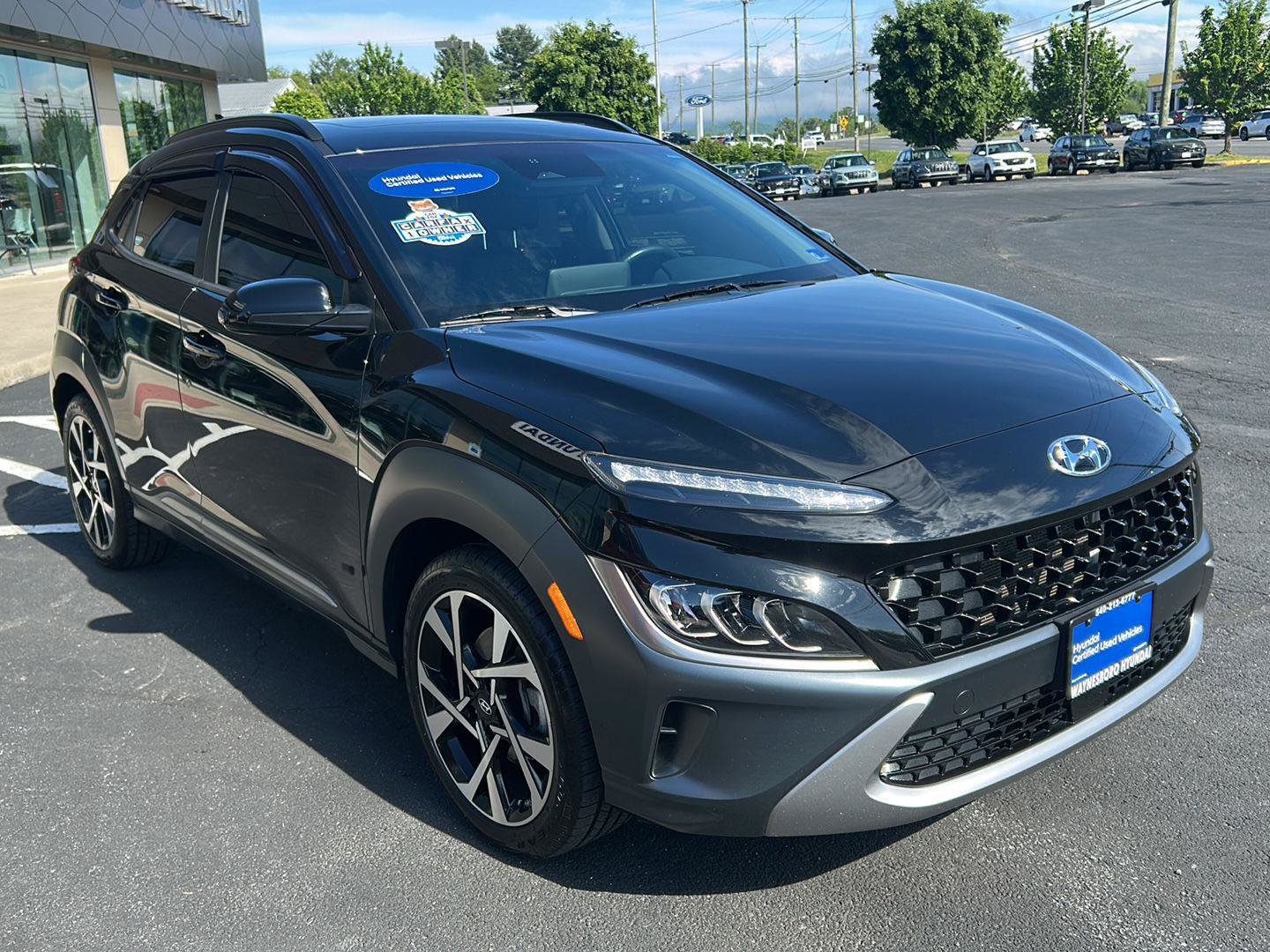 Certified 2023 Hyundai Kona Limited FWD image 11
