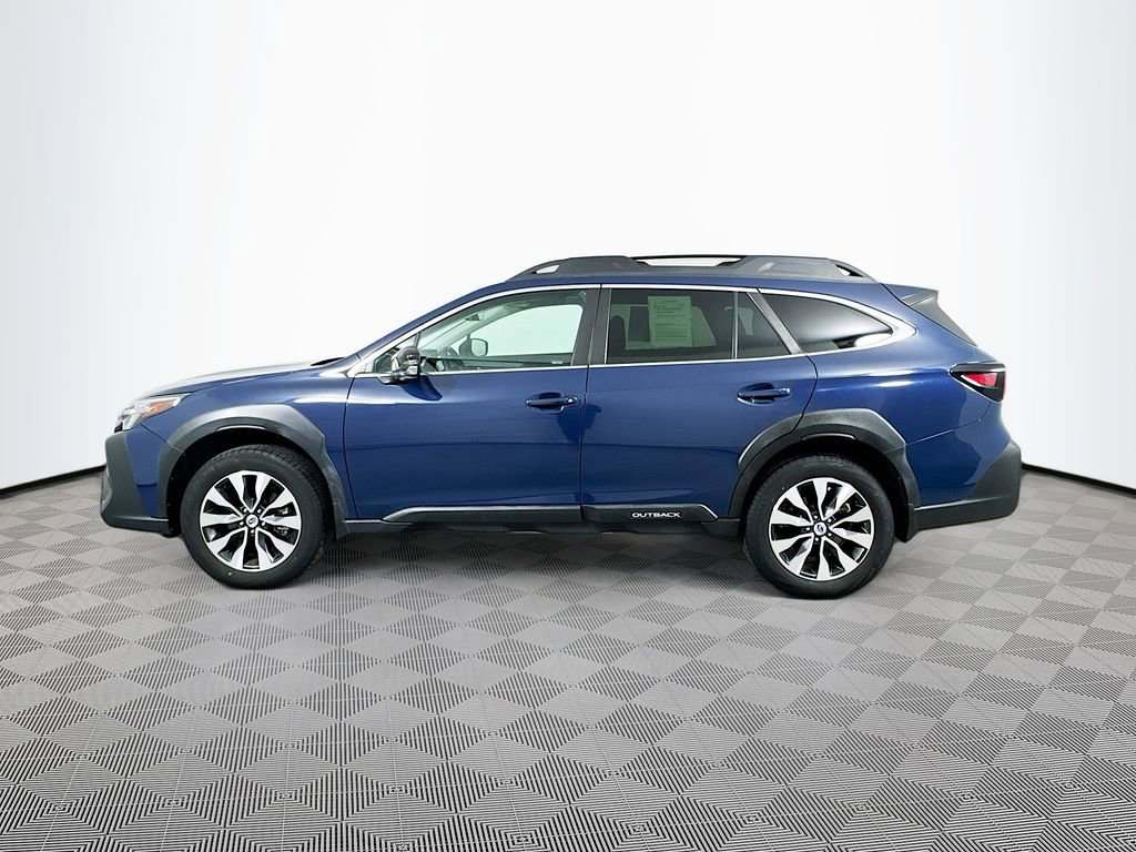Used 2023 Subaru Outback Limited image 8