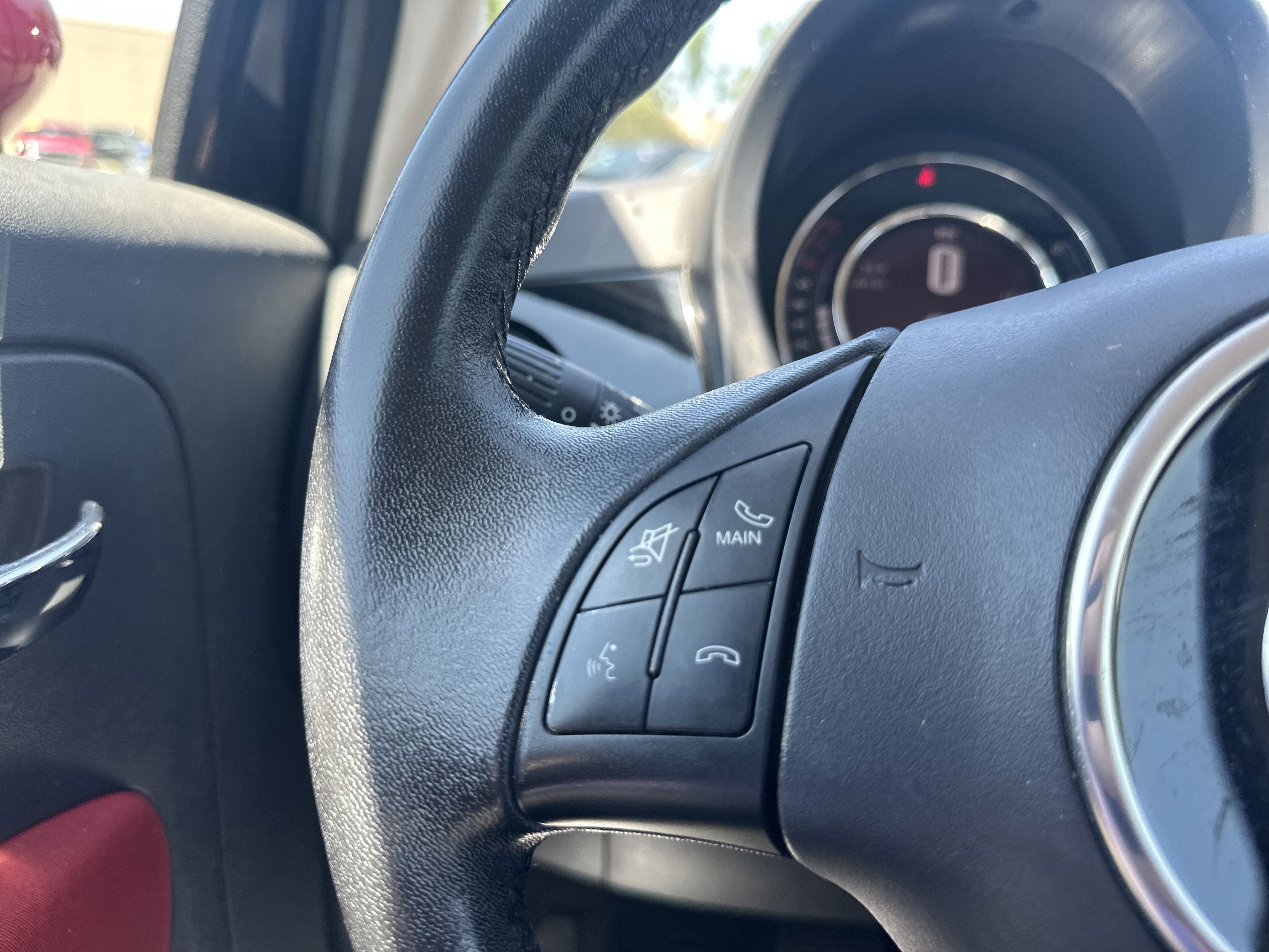 Used 2015 FIAT 500 Pop FWD image 19