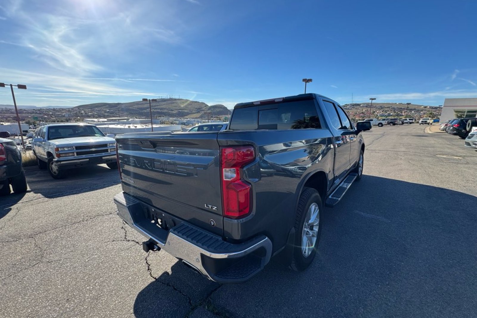 Used 2019 Chevrolet Silverado 1500 LTZ w/ LTZ Premium Package image 5