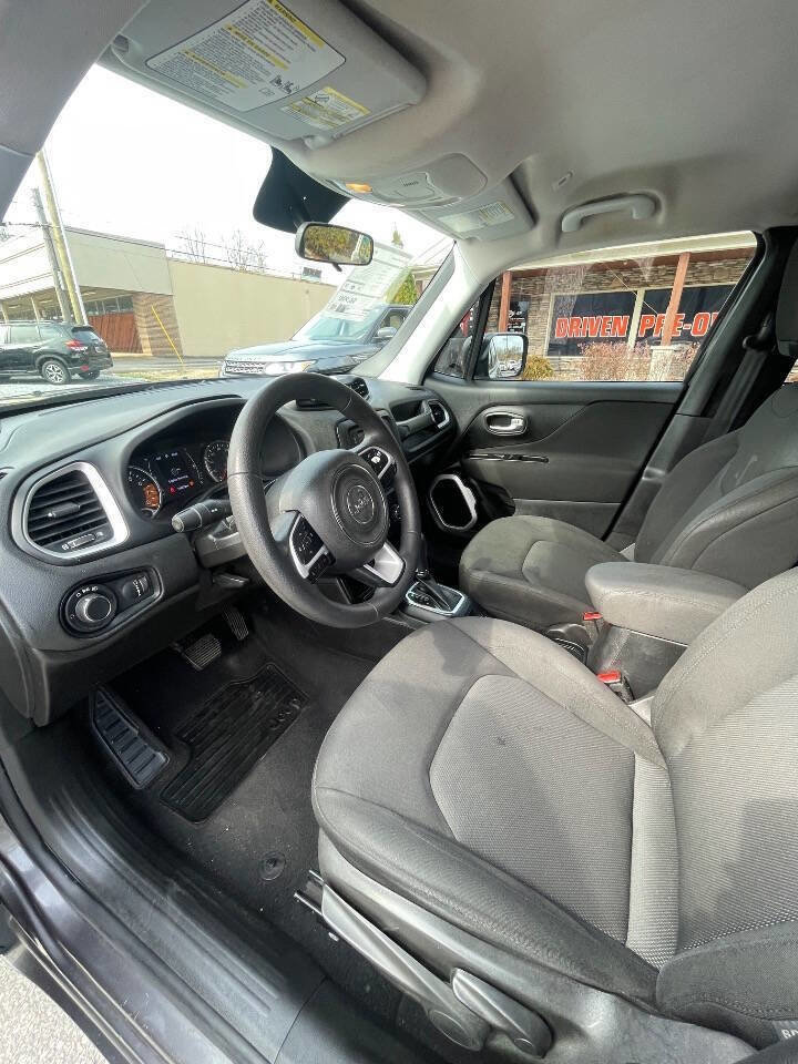 Used 2019 Jeep Renegade Sport FWD image 13