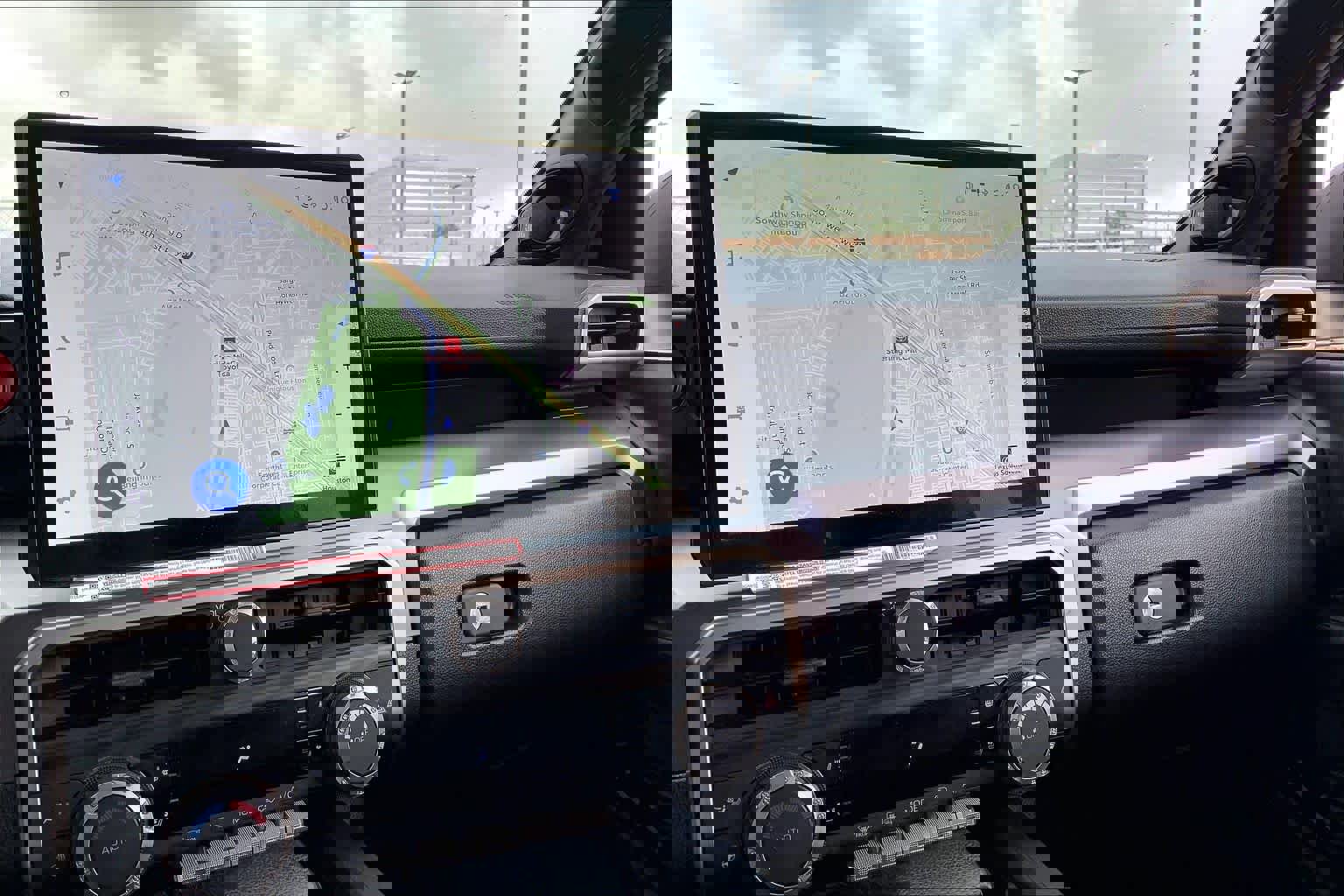 Certified 2025 Toyota 4Runner TRD Off-Road Premium w/ Tow Technology Package image 35