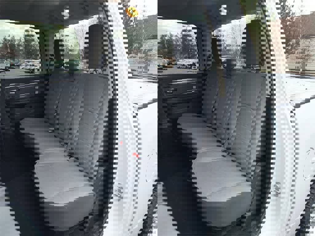 Used 2023 RAM 1500 Classic SLT image 21