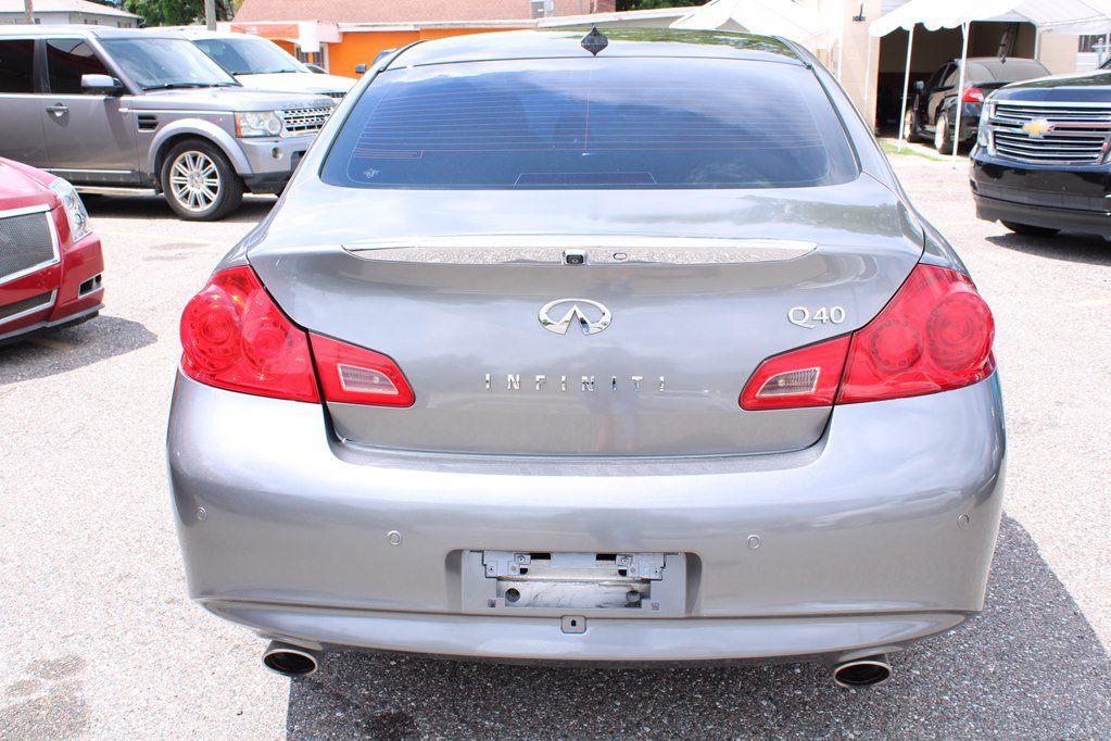 Used 2015 INFINITI Q40 w/ Navigation Package RWD image 6