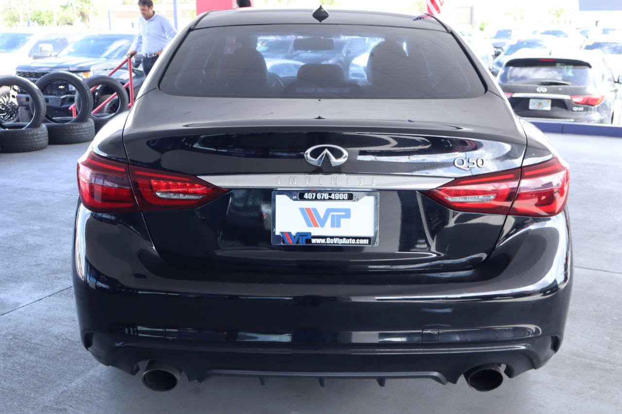 Used 2018 INFINITI Q50 Luxe RWD image 8