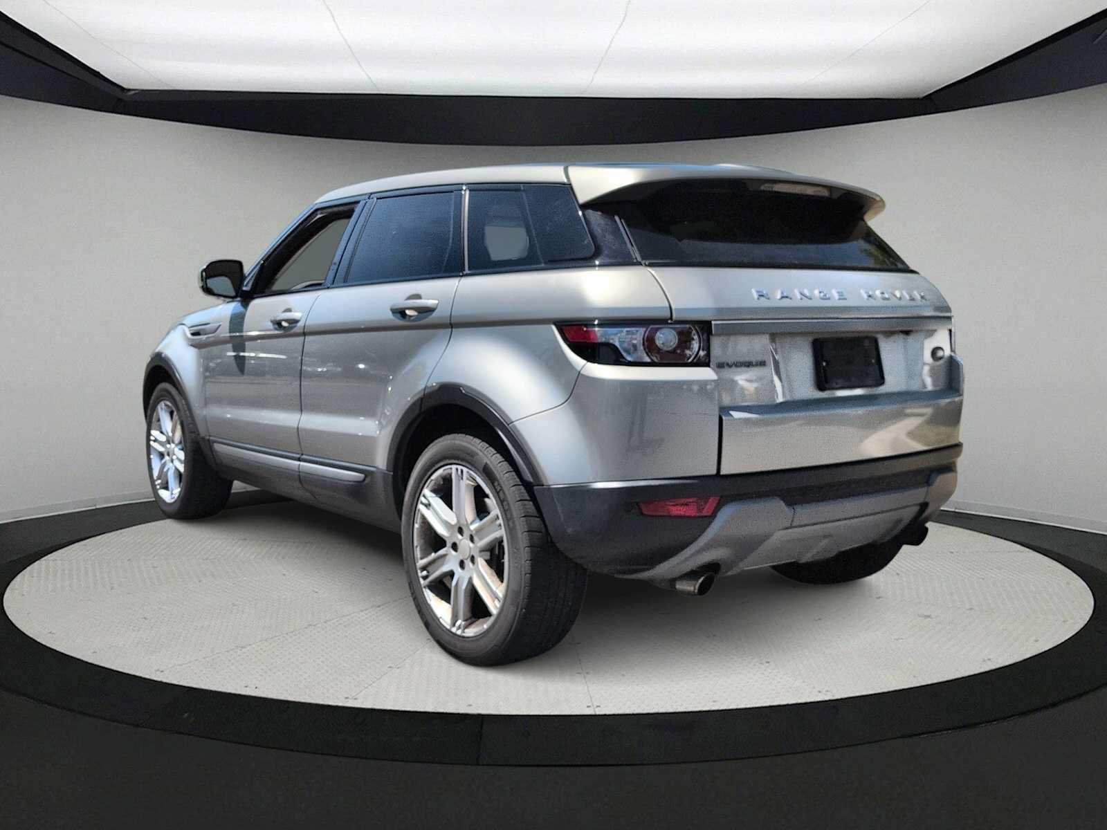 Used 2013 Land Rover Range Rover Evoque Pure Premium AWD/4WD image 6