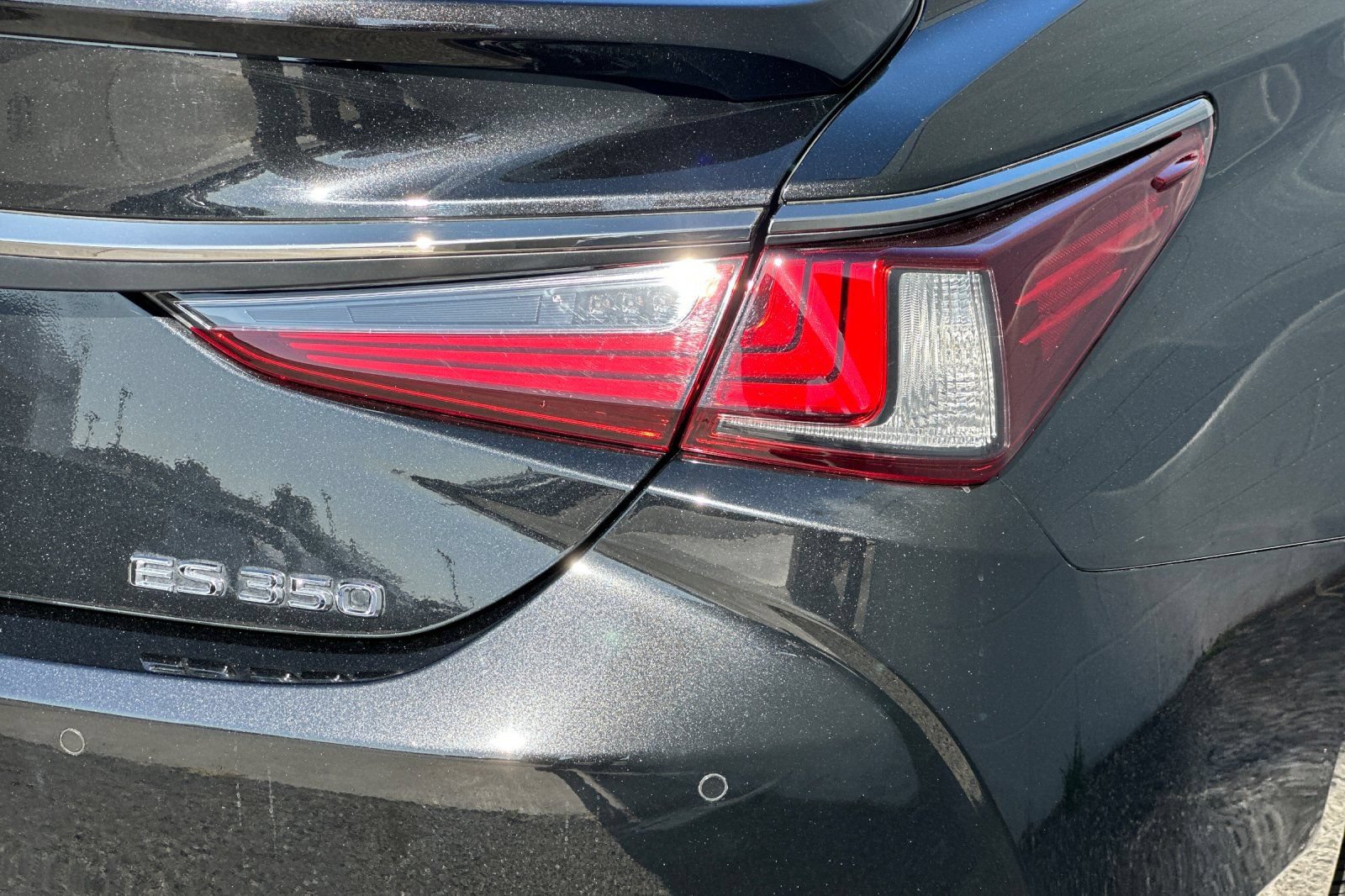 Used 2023 Lexus ES 350 F Sport w/ Accessory Package (Z2) FWD image 37