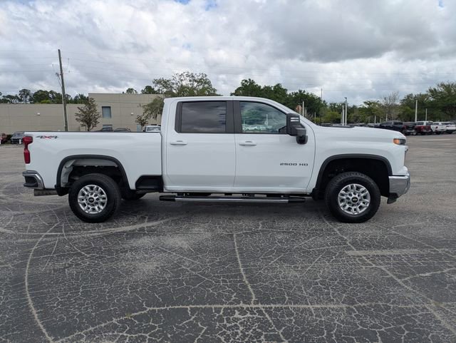Used 2025 Chevrolet Silverado 2500 LT w/ Convenience Package image 3