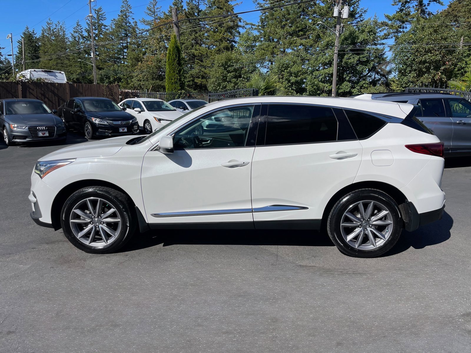 Used 2020 Acura RDX w/ Technology Package image 4