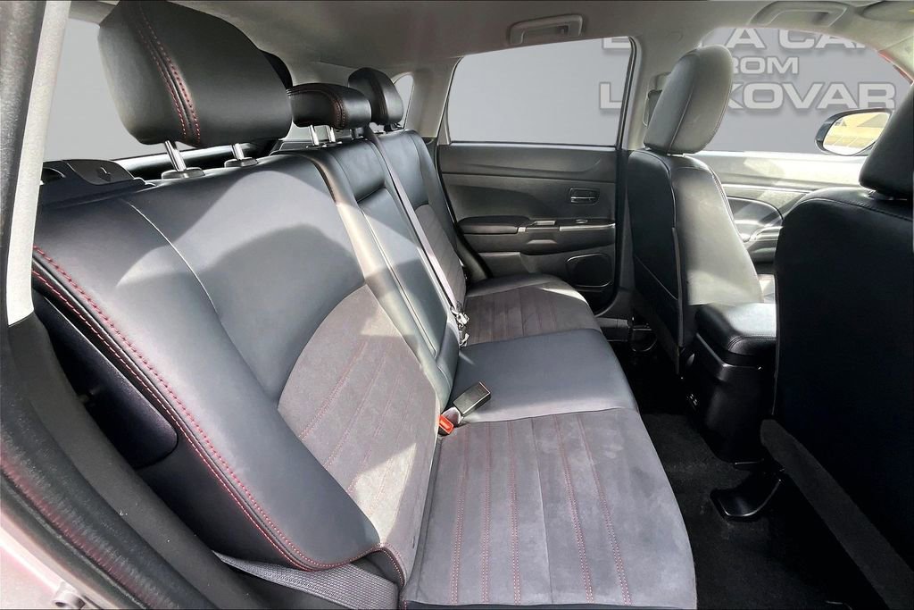 Used 2025 Mitsubishi Outlander Sport AWD image 26