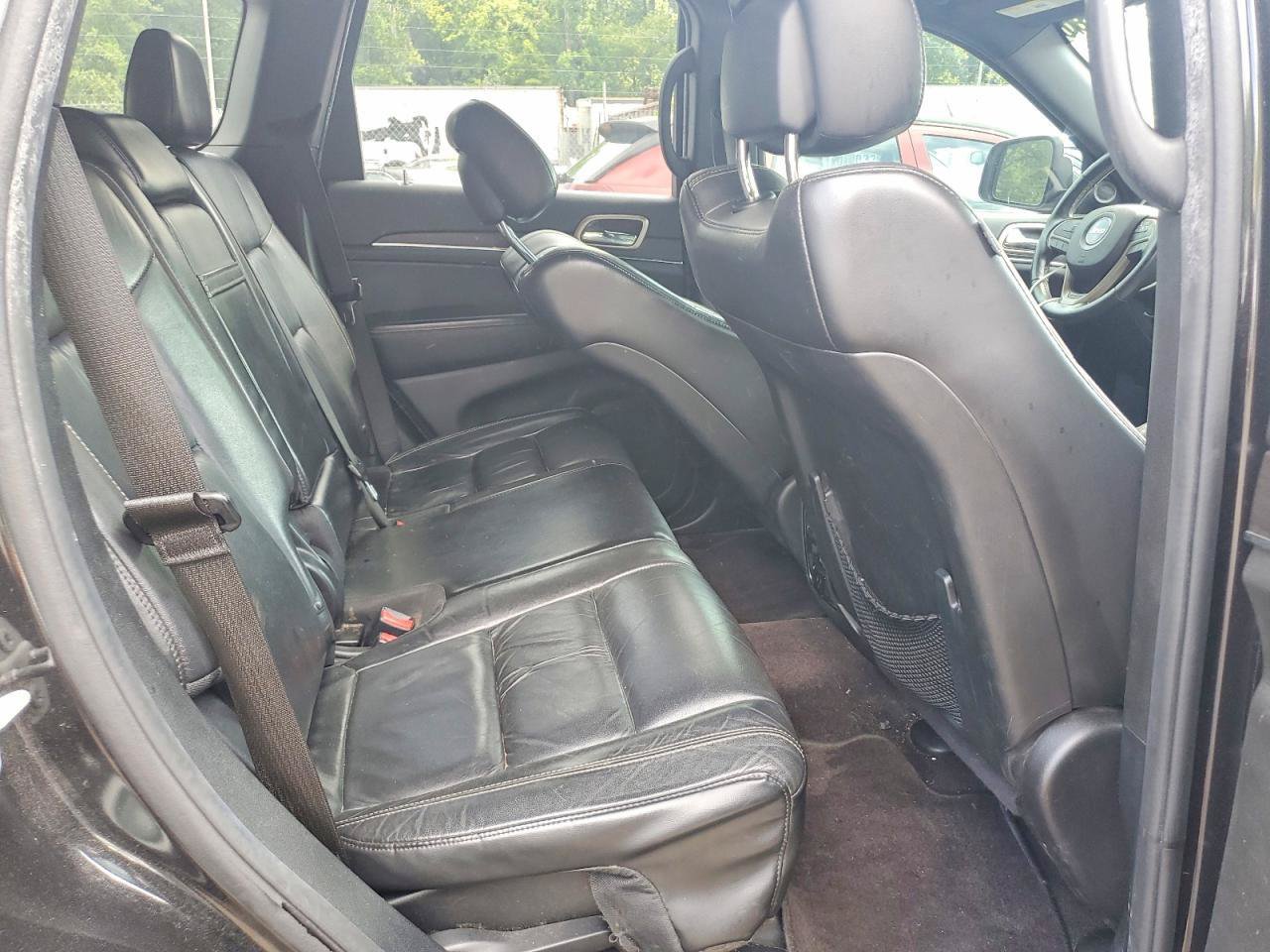 Used 2016 Jeep Grand Cherokee Limited AWD/4WD image 9