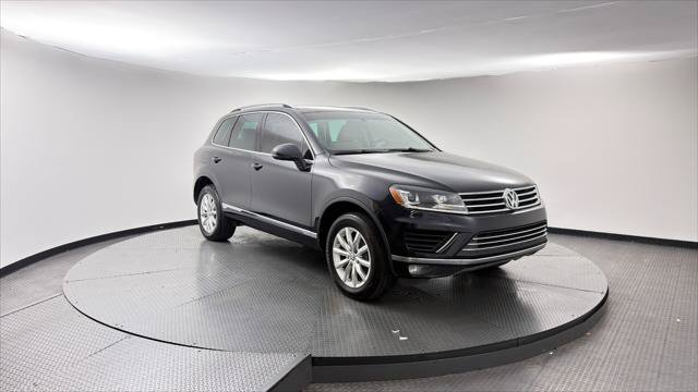 Used 2015 Volkswagen Touareg Sport AWD/4WD image 11