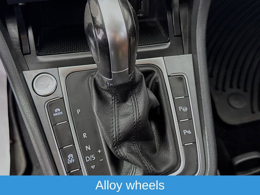 Used 2017 Volkswagen Golf Alltrack SEL image 20