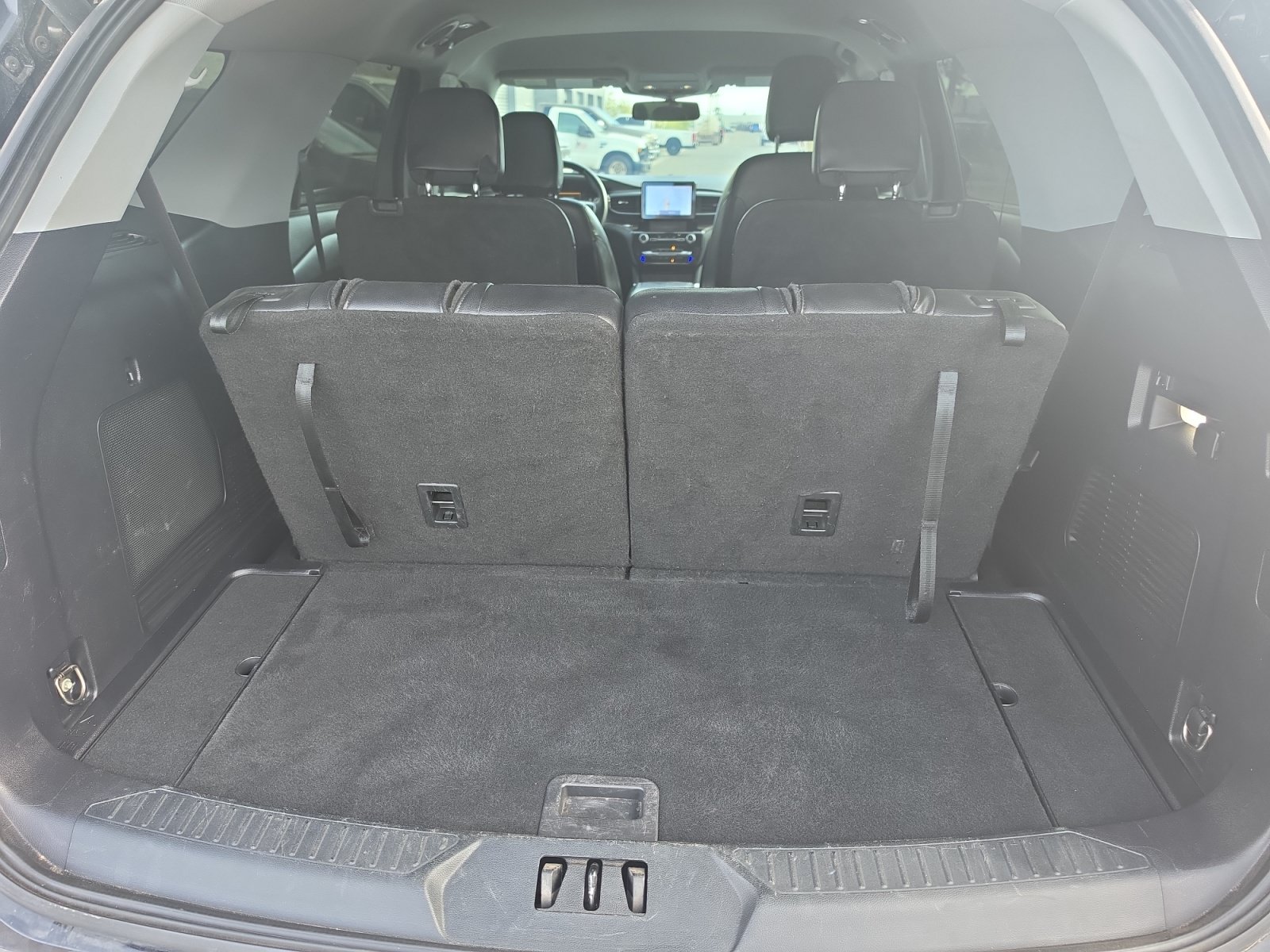 Used 2022 Ford Explorer Limited AWD/4WD image 26