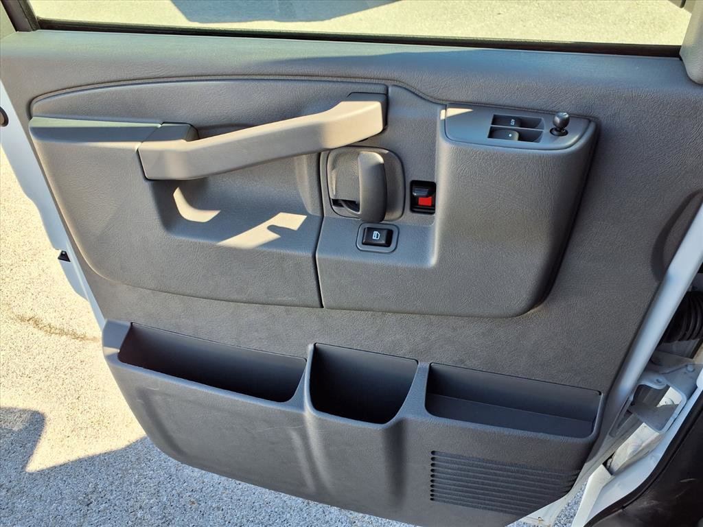 New 2025 GMC Savana 2500 Extended w/ Driver Convenience Package RWD image 12