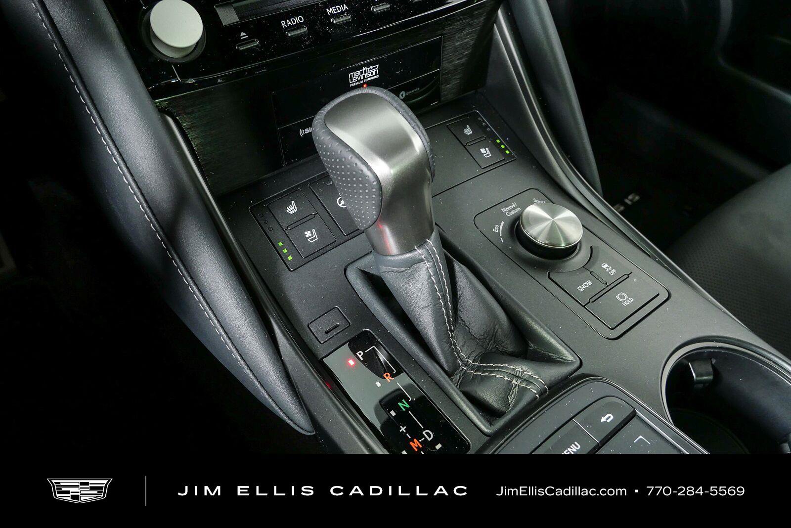Used 2025 Lexus IS 500 w/ Accessory Package 2 RWD image 18