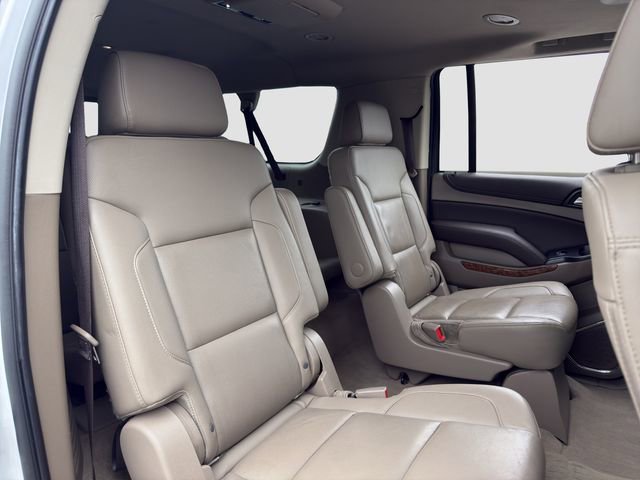 Used 2019 Chevrolet Suburban Premier AWD/4WD image 18