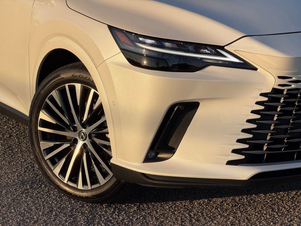 Certified 2025 Lexus RX 350 Premium Plus image 17