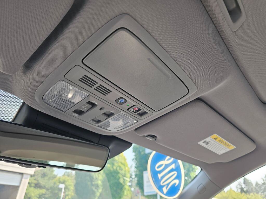 Certified 2018 Honda Accord Touring image 31