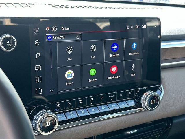 Used 2024 GMC Canyon Denali image 12