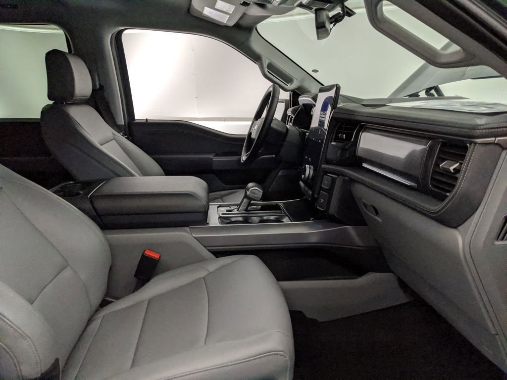 New 2025 Ford F150 Lightning Flash image 26