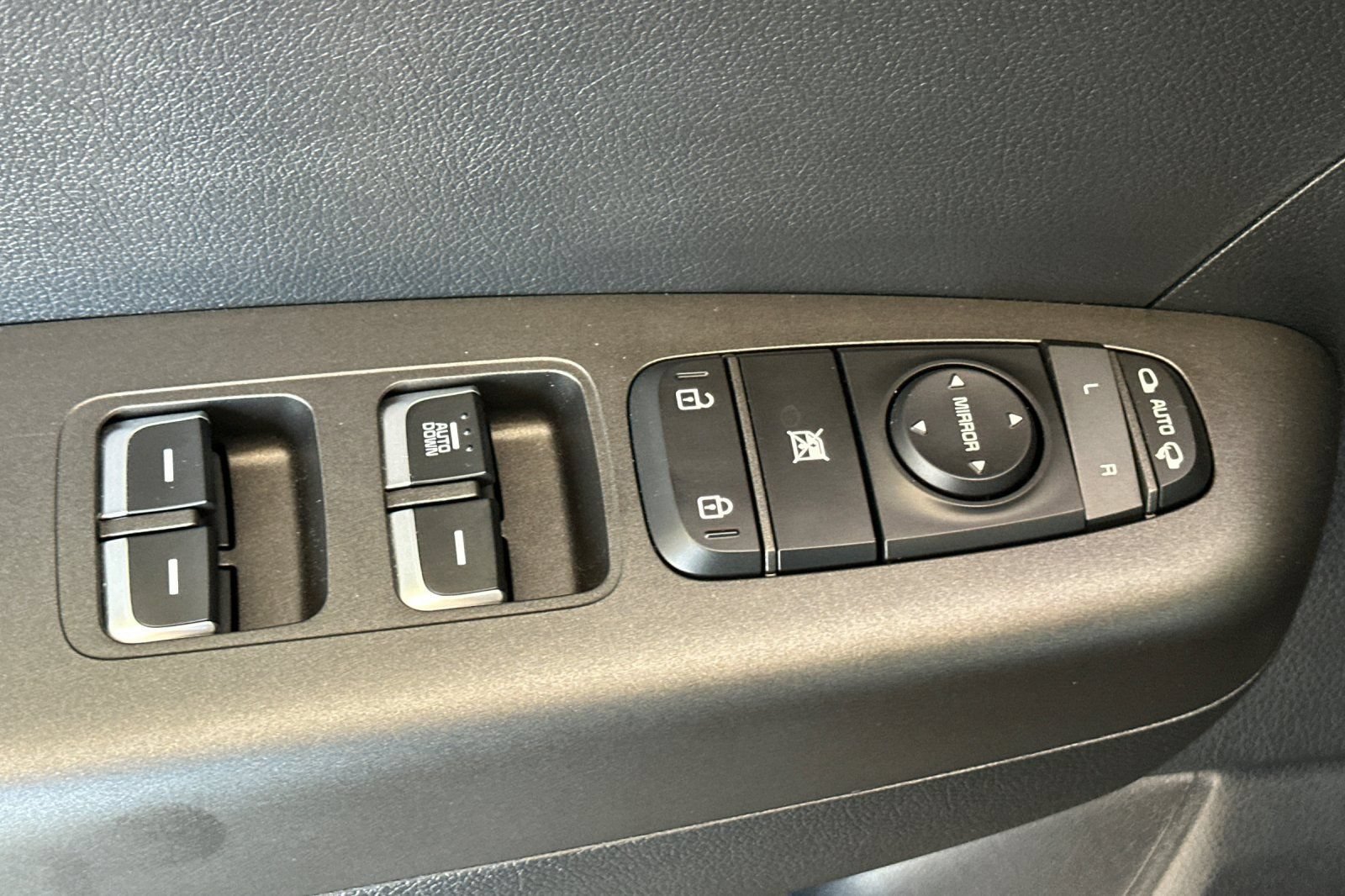 Certified 2021 Kia Sportage LX w/ LX Fwd Popular Package image 12