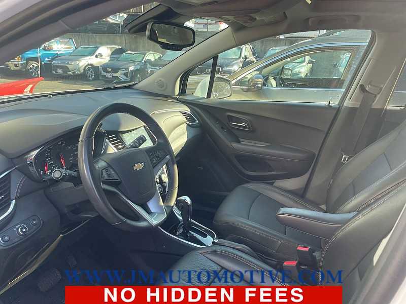 Used 2019 Chevrolet Trax Premier image 2