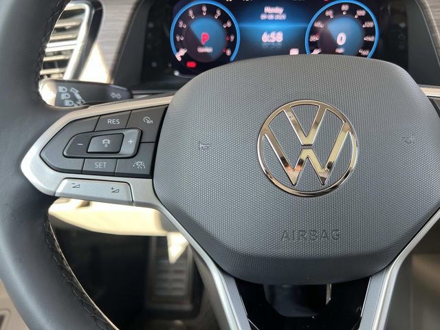 New 2026 Volkswagen Atlas SEL Premium R-Line image 24