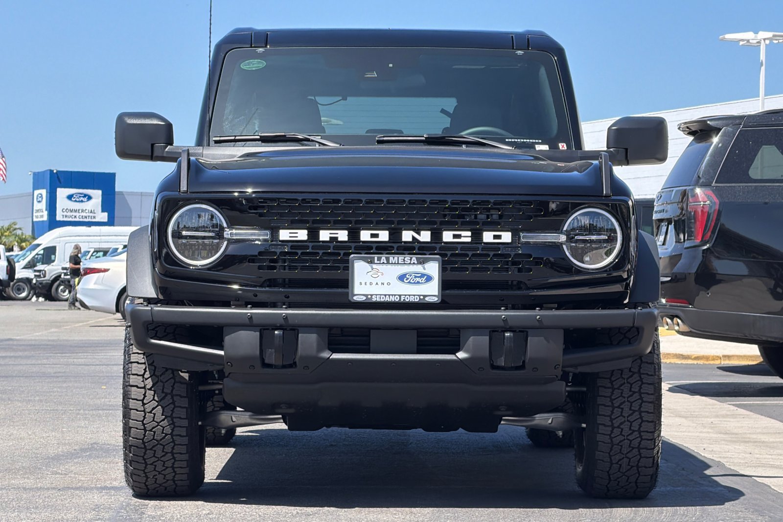 New 2026 Ford Bronco Big Bend w/ Black Diamond Package AWD/4WD image 8