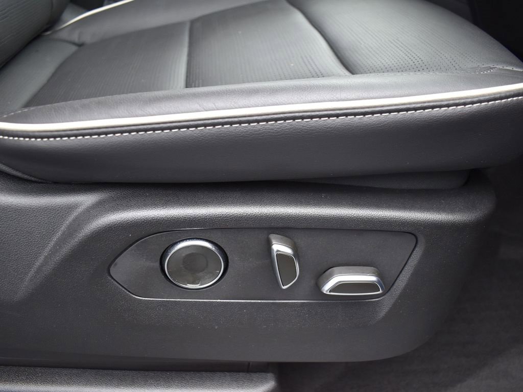 Certified 2023 Cadillac Escalade Premium Luxury w/ LPO, Floor Liner Package image 39