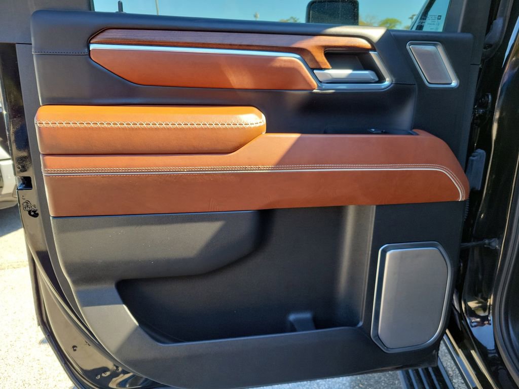 Certified 2024 GMC Sierra 2500 Denali Ultimate image 8