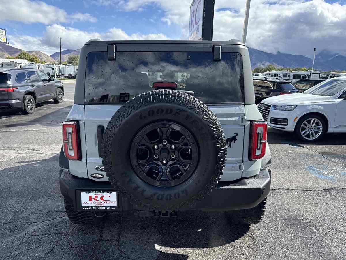 Used 2024 Ford Bronco Wildtrak image 7