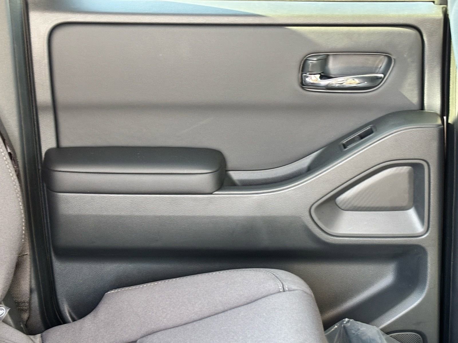 New 2026 Nissan Frontier SV w/ SV Convenience Package image 13