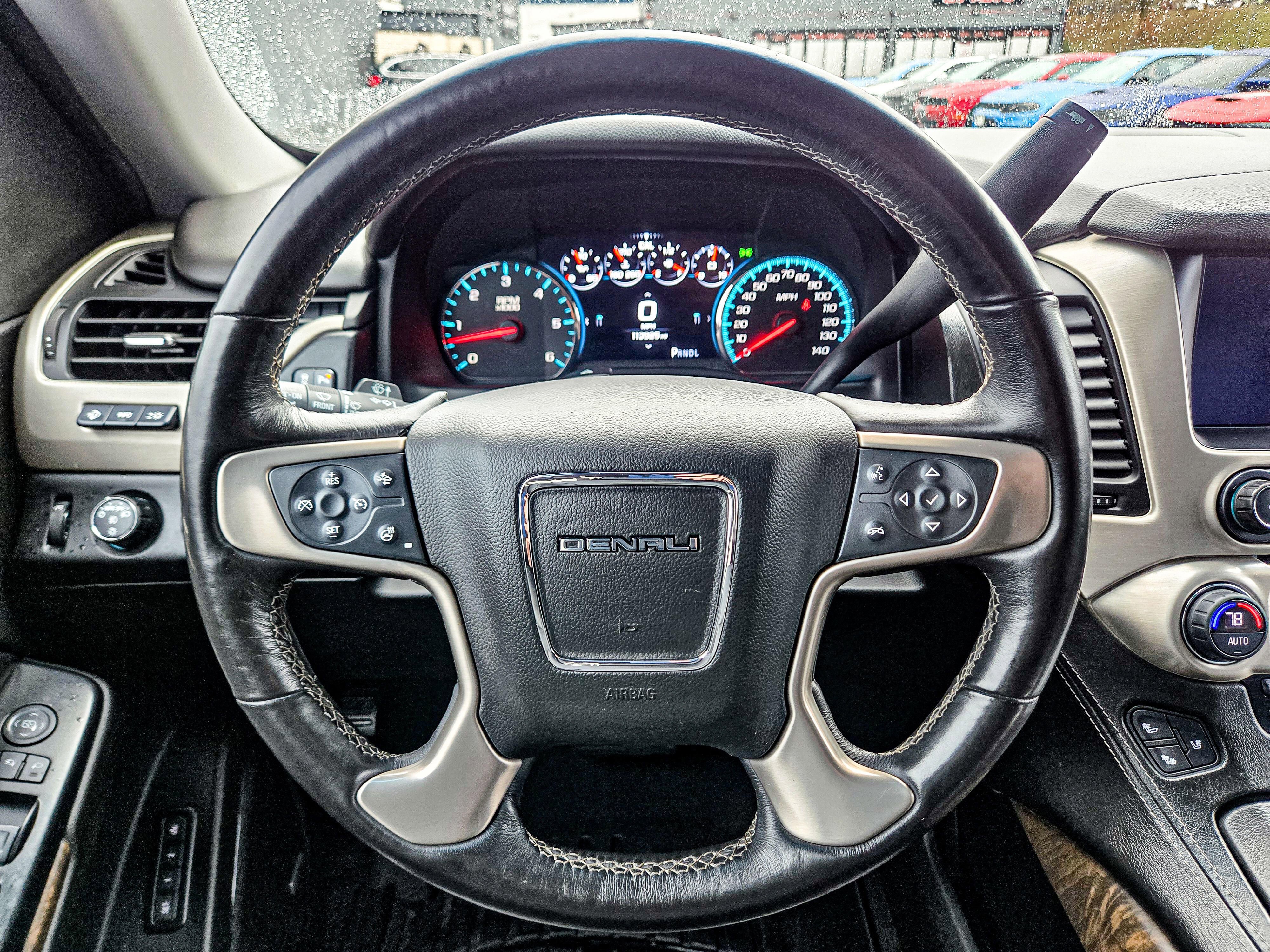 Used 2018 GMC Yukon XL Denali w/ Denali Ultimate Package image 19