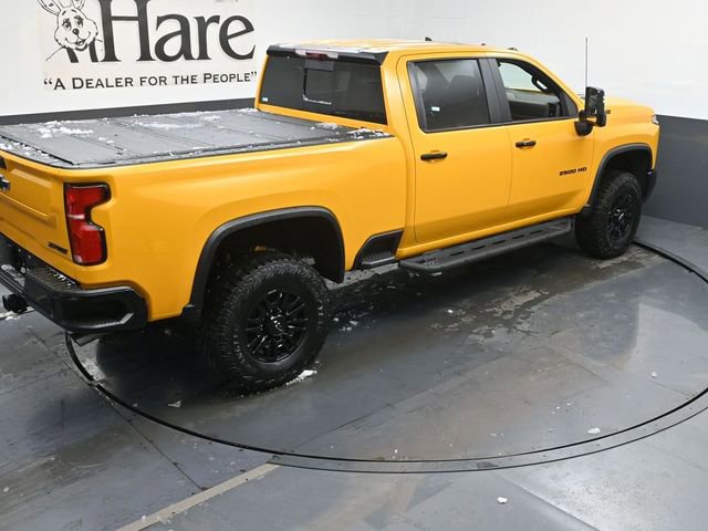 New 2026 Chevrolet Silverado 2500 ZR2 w/ LPO, Dark Essentials Package image 18