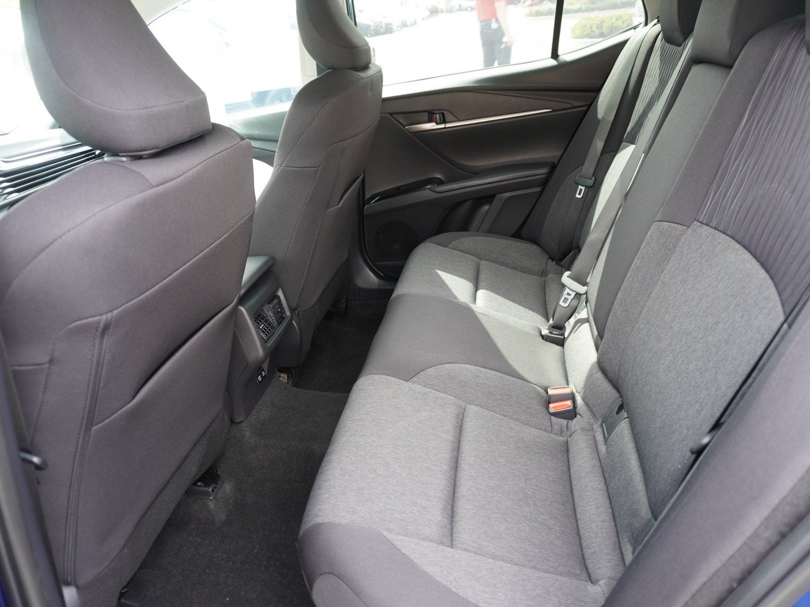 Used 2025 Toyota Camry LE w/ Convenience Package FWD image 13