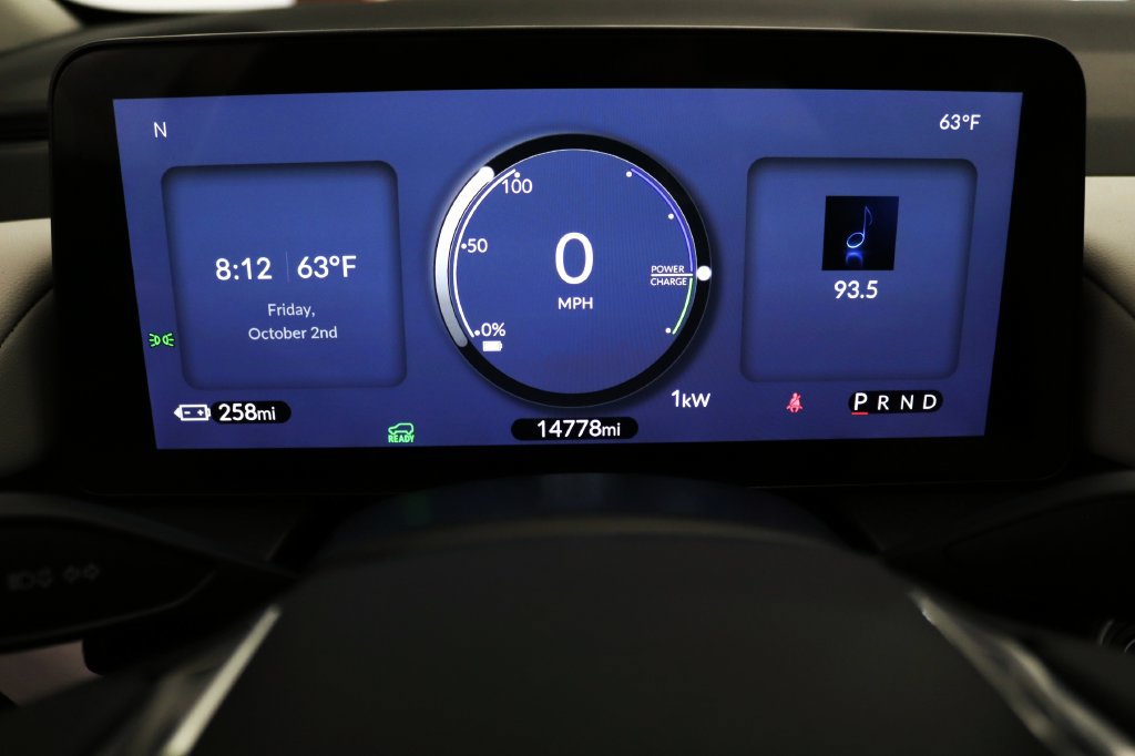 Used 2024 Honda Prologue Touring image 3