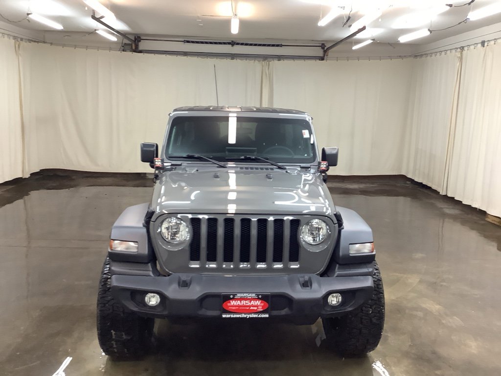 Used 2023 Jeep Wrangler Sport S image 3