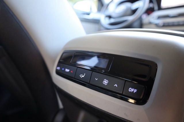 Used 2024 Hyundai Palisade SEL image 37