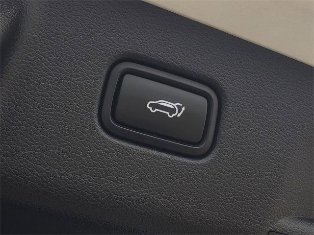 Used 2021 Hyundai Palisade Limited w/ Winter Package image 36