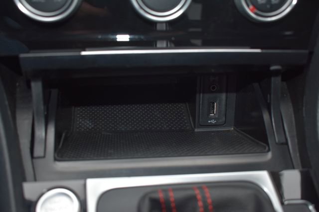 Used 2018 Volkswagen GTI SE w/ SE Leather Package FWD image 28