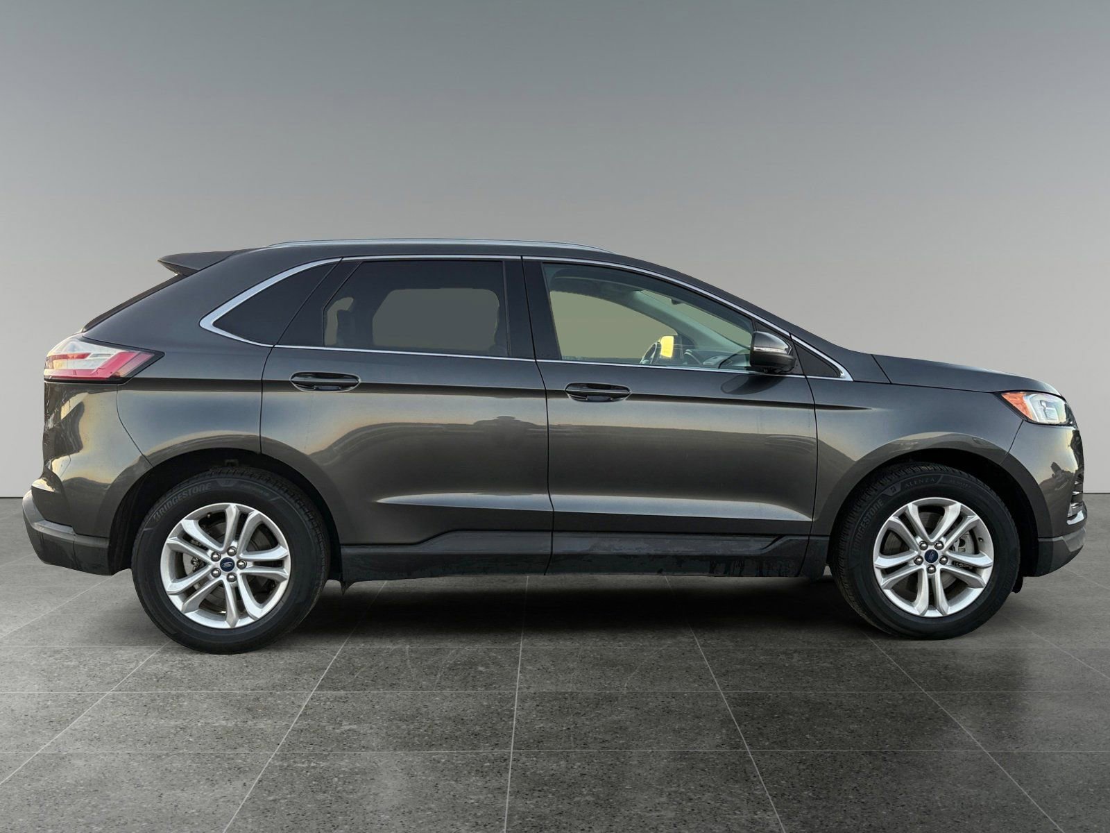 Used 2020 Ford Edge SEL image 8
