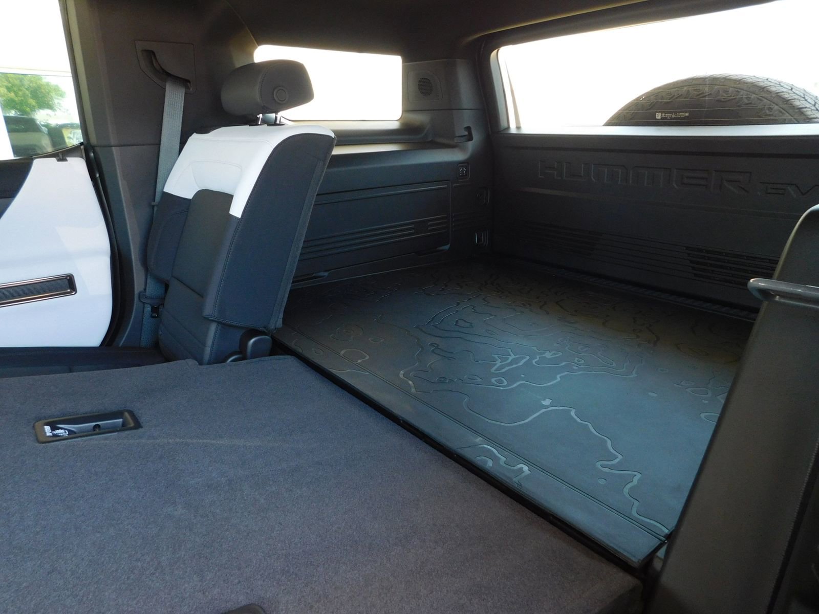 New 2025 GMC Hummer EV 2X image 9