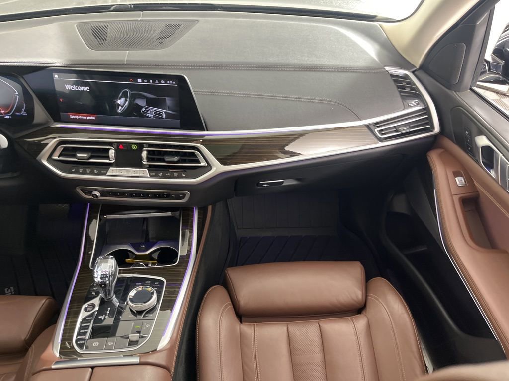 Used 2022 BMW X7 xDrive40i w/ Parking Assistance Package image 24