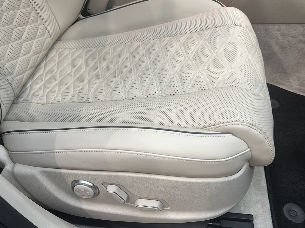 Certified 2025 Genesis G80 3.5T Sport Prestige AWD/4WD image 20