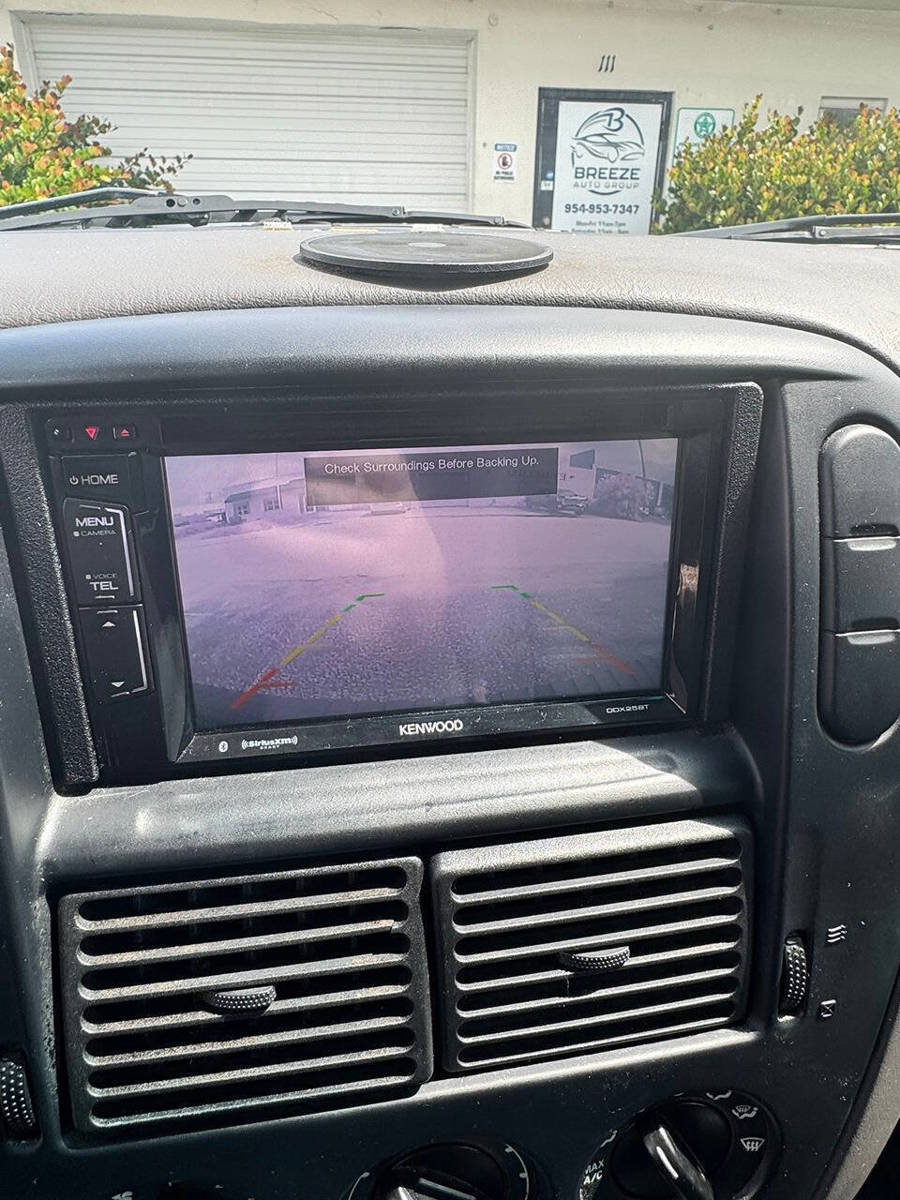 Used 2002 Ford Explorer XLT RWD image 16