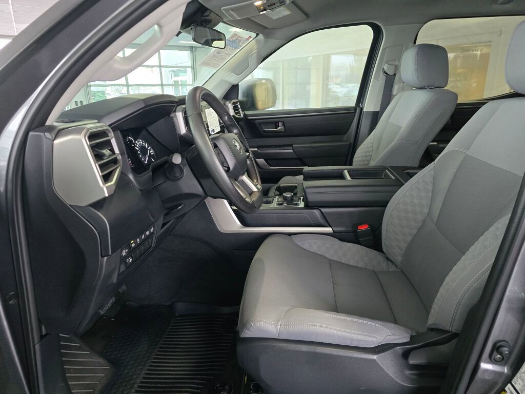 Used 2024 Toyota Tundra SR5 w/ SR5 Convenience Package image 18
