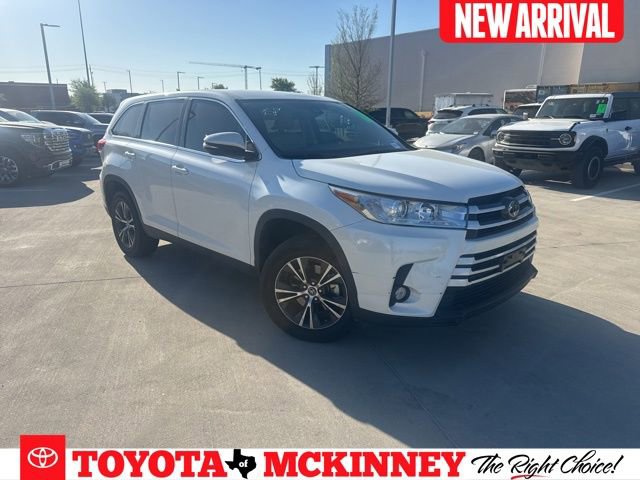 Used 2019 Toyota Highlander Plus video 1